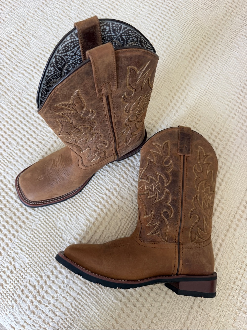 Laredo Brown Square Tow Cowgirl Boots W9 western fall boot